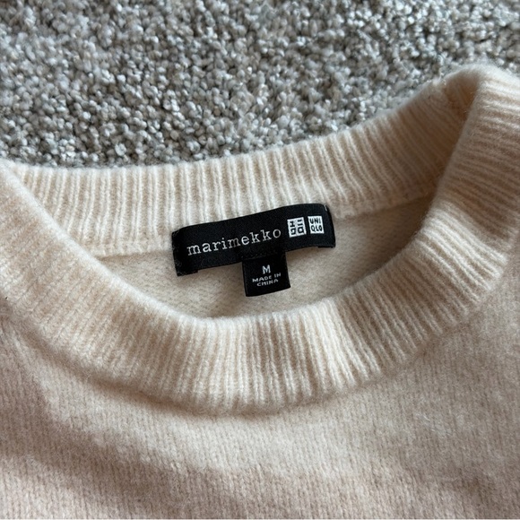 Uniqlo x Marimekko 100% Lambswool Crew Neck Dress - Picture 3 of 5